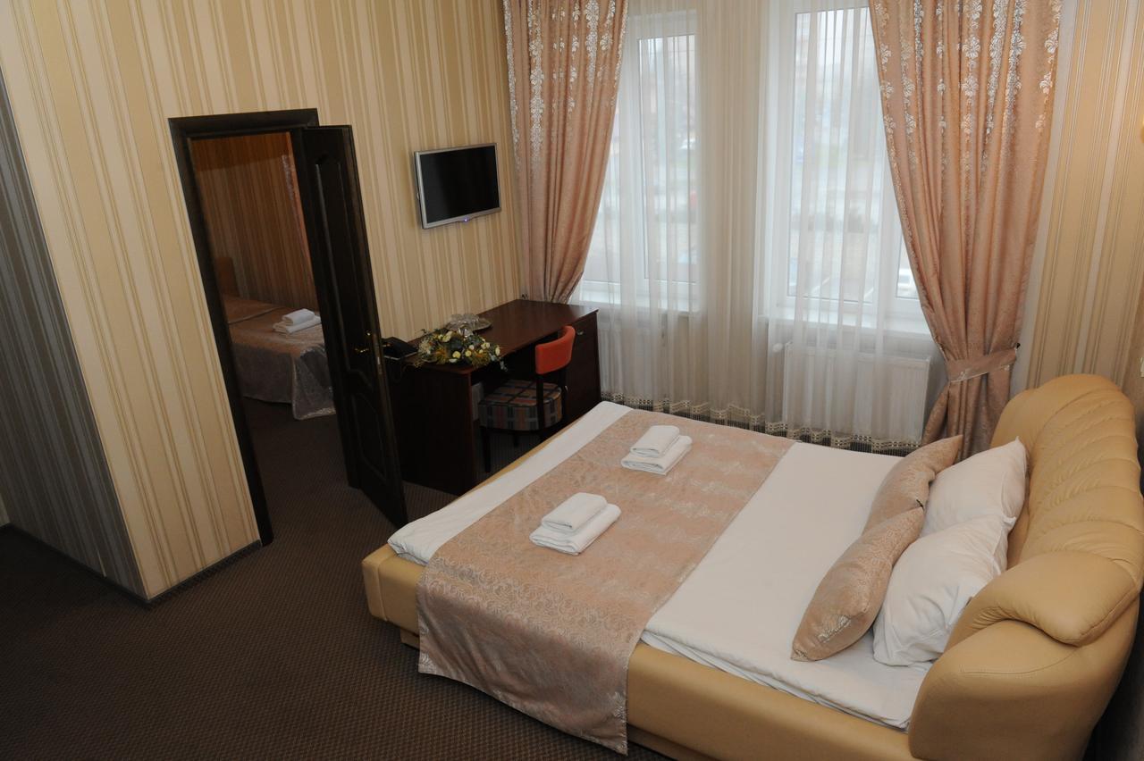 酒店 Globus Petrikov (Ternopil)