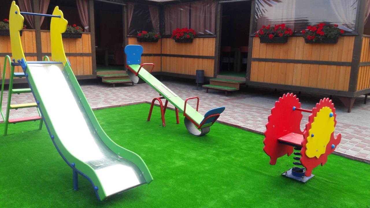 Globus מלון Petrikov (Ternopil)